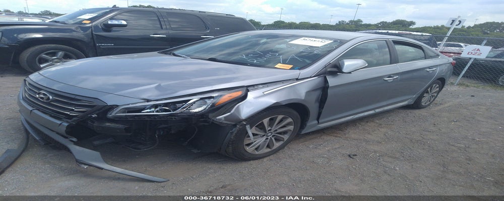 5NPE34AFXFH128328 2015 HYUNDAI SONATA photo no. 2