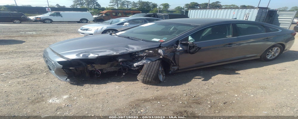 5NPE24AF8KH756093 2019 HYUNDAI SONATA photo no. 2