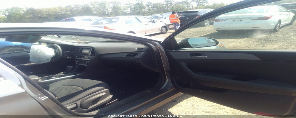 5NPE24AF8KH756093 2019 HYUNDAI SONATA photo no. 5