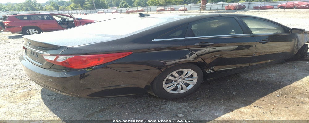 5NPEB4AC5BH220207 2011 HYUNDAI SONATA photo no. 4