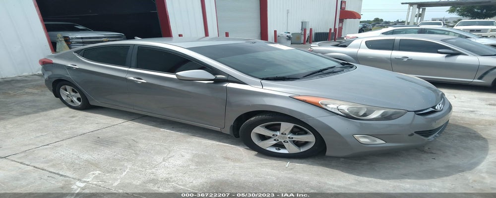 KMHDH4AE0DU923827 2013 HYUNDAI ELANTRA photo no. 16