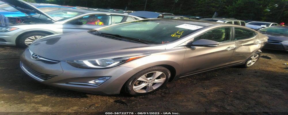 5NPDH4AE1GH765789 2016 HYUNDAI ELANTRA photo no. 2