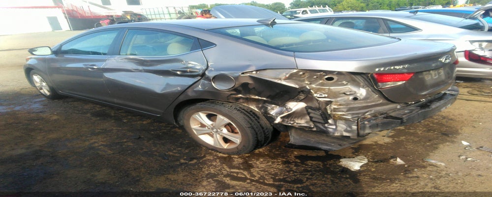 5NPDH4AE1GH765789 2016 HYUNDAI ELANTRA photo no. 3