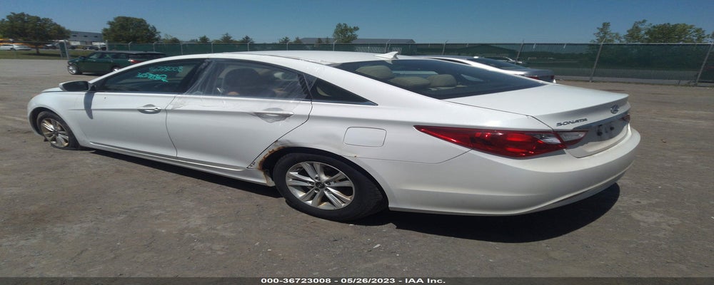 5NPEB4AC3BH070615 2011 HYUNDAI SONATA photo no. 3