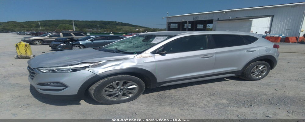 KM8J3CA48JU693260 2018 HYUNDAI TUCSON photo no. 2