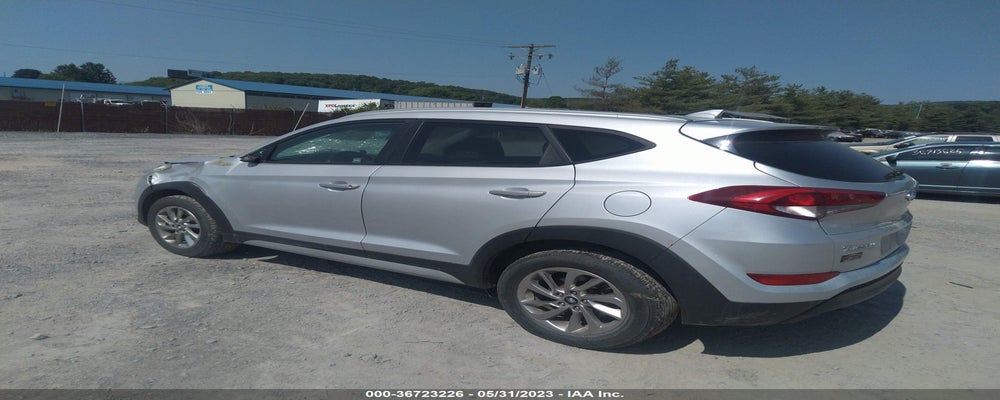 KM8J3CA48JU693260 2018 HYUNDAI TUCSON photo no. 3