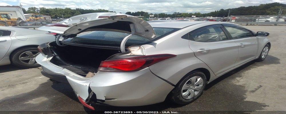 5NPDH4AE6GH761091 2016 HYUNDAI ELANTRA photo no. 4