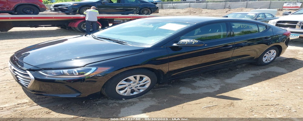 5NPD74LF4JH399987 2018 HYUNDAI ELANTRA photo no. 2