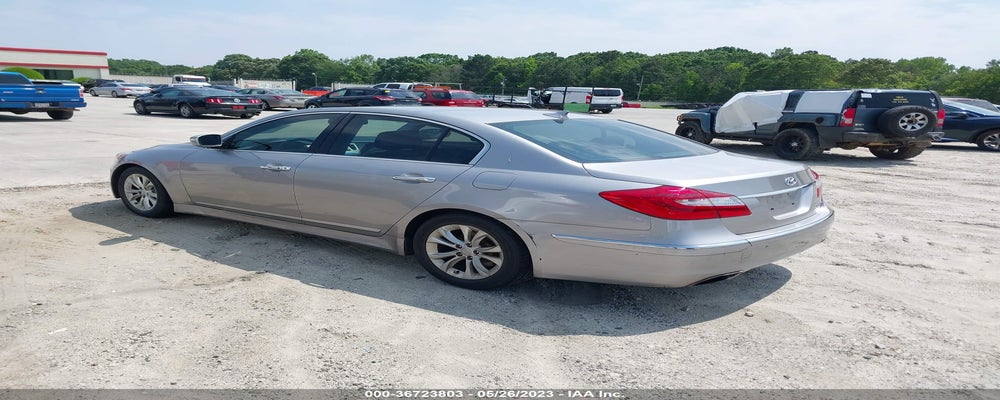 KMHGC4DD0CU152301 2012 HYUNDAI GENESIS photo no. 3