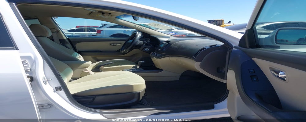 KMHDU4AD2AU036437 2010 HYUNDAI ELANTRA photo no. 5