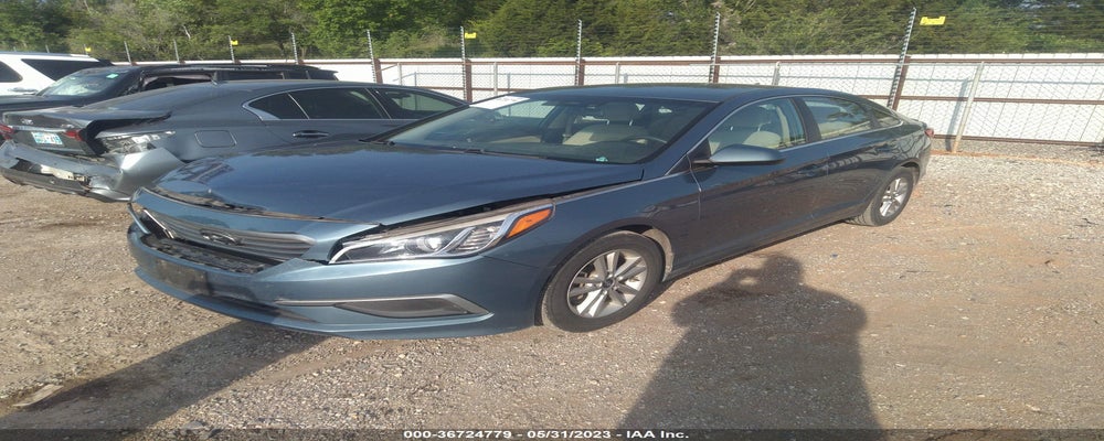 5NPE24AF5HH573257 2017 HYUNDAI SONATA photo no. 2
