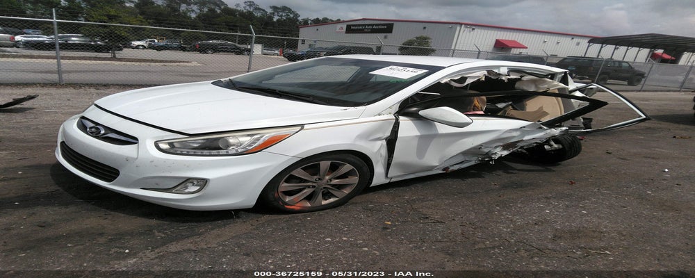 KMHCU4AE5EU737807 2014 HYUNDAI ACCENT photo no. 2