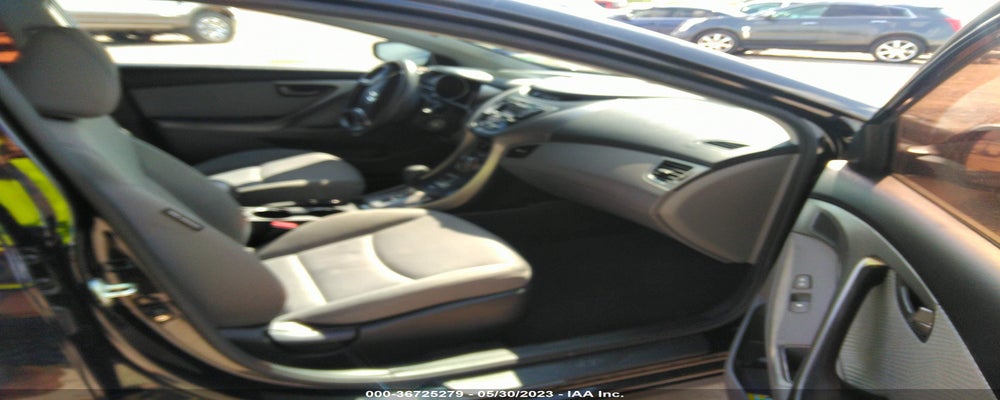 KMHDH4AE5DU755215 2013 HYUNDAI ELANTRA photo no. 5