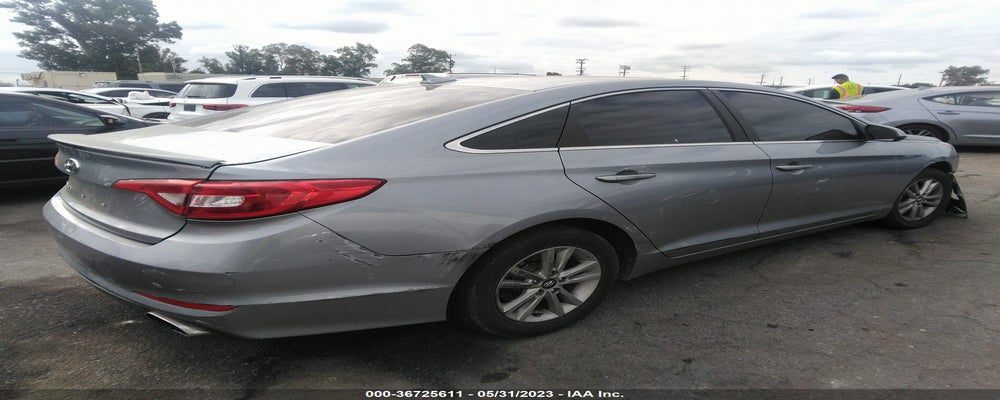 5NPE24AF3FH014268 2015 HYUNDAI SONATA photo no. 4