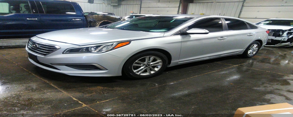 5NPE24AF9GH387879 2016 HYUNDAI SONATA photo no. 2