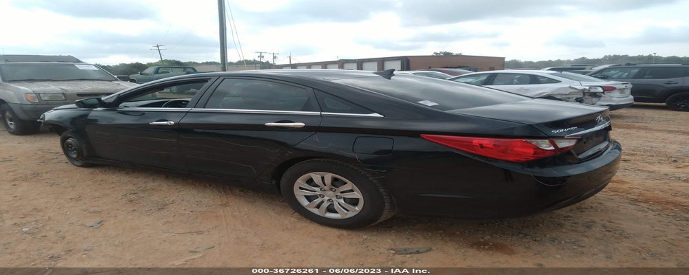 5NPEB4AC8BH298268 2011 HYUNDAI SONATA photo no. 3