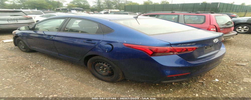 3KPC24A38JE015992 2018 HYUNDAI ACCENT photo no. 3