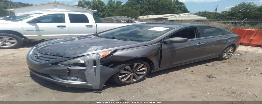 5NPEC4AC7BH039753 2011 HYUNDAI SONATA photo no. 2