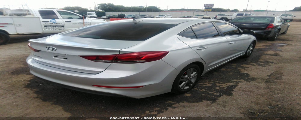 5NPD84LF7HH204083 2017 HYUNDAI ELANTRA photo no. 4