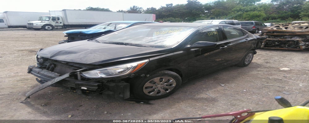 KMHCT4AE5GU083266 2016 HYUNDAI ACCENT photo no. 2