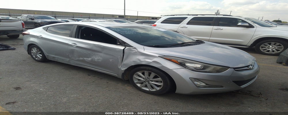 KMHDH4AE2FU260764 2015 HYUNDAI ELANTRA photo no. 12