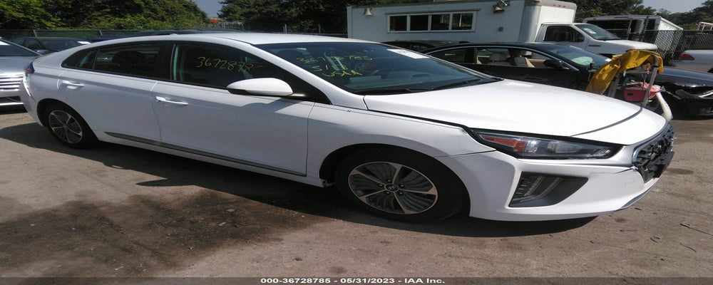KMHC65LD4MU261522 2021 HYUNDAI IONIQ PLUG-IN HYBRID photo no. 3