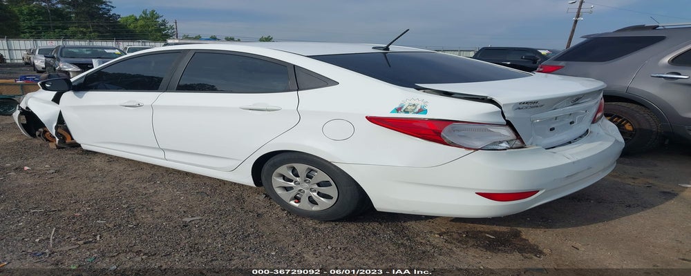 KMHCT4AEXGU127861 2016 HYUNDAI ACCENT photo no. 3