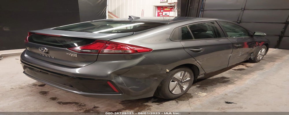 KMHC65LC4JU064725 2018 HYUNDAI IONIQ HYBRID photo no. 4