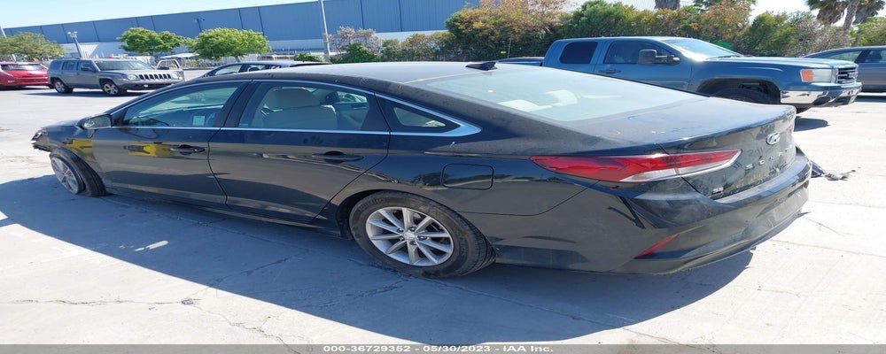 5NPE24AF5KH818775 2019 HYUNDAI SONATA photo no. 3