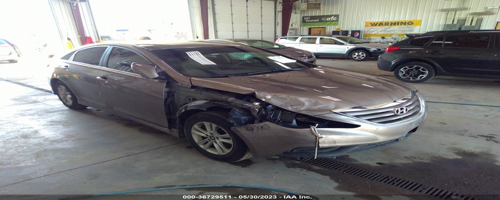 5NPEB4AC3EH937046 2014 HYUNDAI SONATA photo no. 6