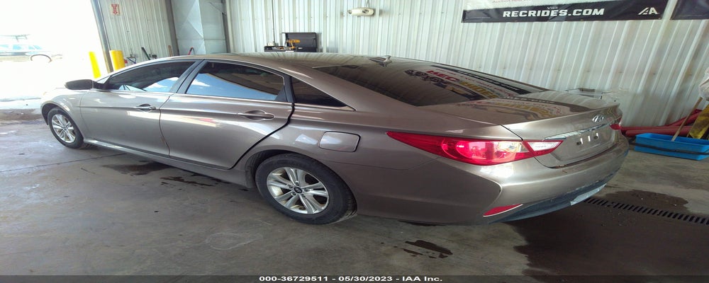 5NPEB4AC3EH937046 2014 HYUNDAI SONATA photo no. 3