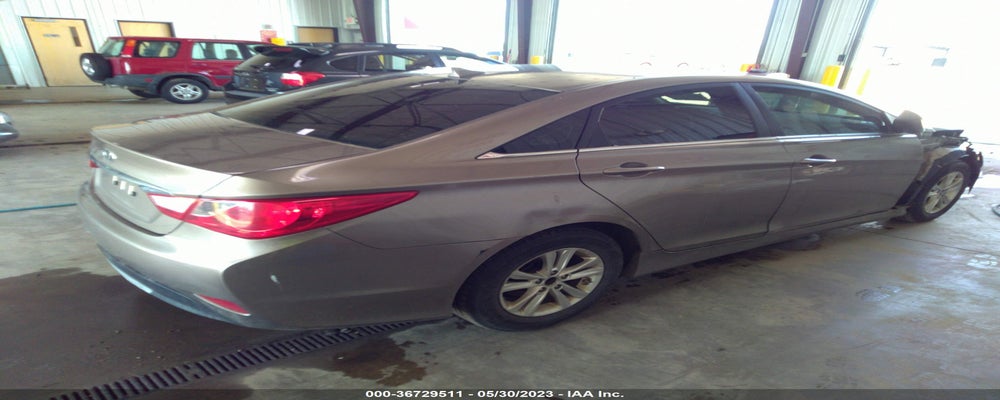 5NPEB4AC3EH937046 2014 HYUNDAI SONATA photo no. 4