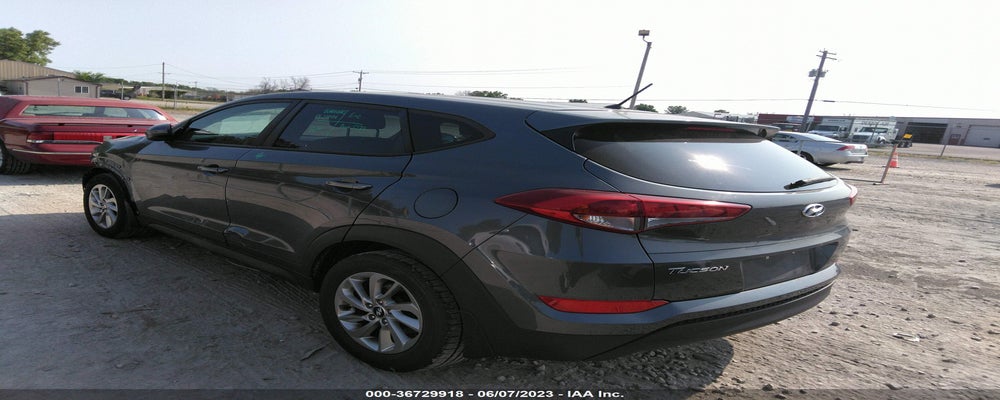 KM8J23A40JU680831 2018 HYUNDAI TUCSON photo no. 3