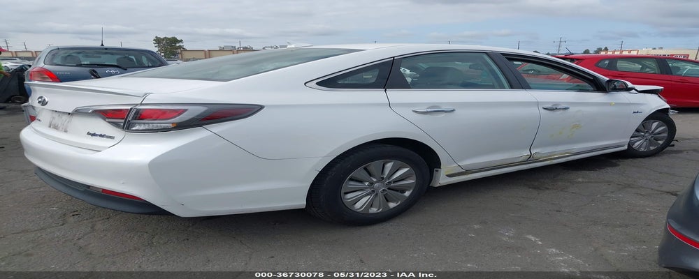 KMHE24L12GA027423 2016 HYUNDAI SONATA photo no. 4