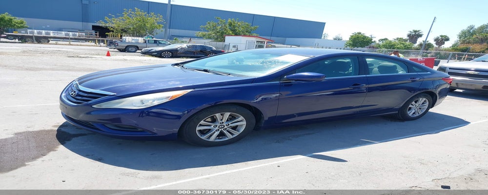 5NPEB4AC9BH075141 2011 HYUNDAI SONATA photo no. 2