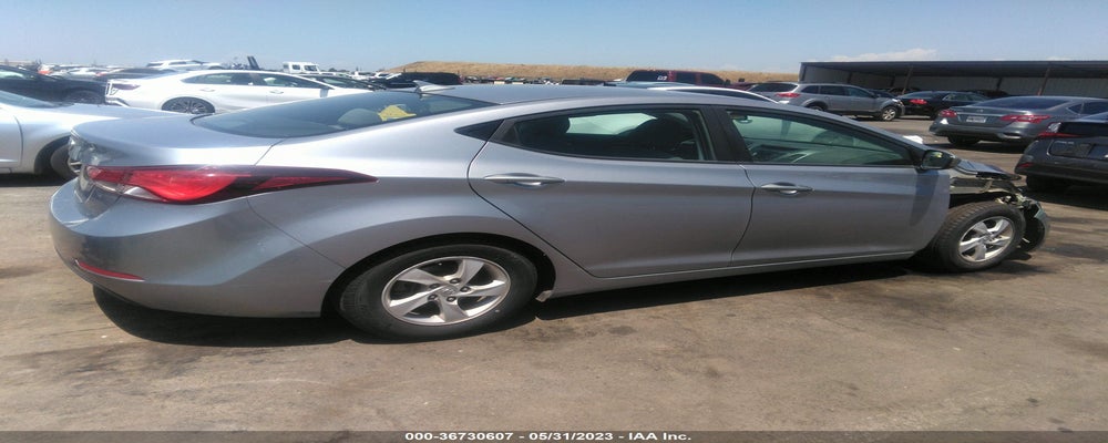 5NPDH4AE3FH621949 2015 HYUNDAI ELANTRA photo no. 4