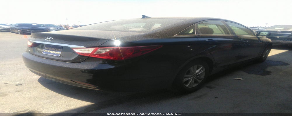 5NPEB4AC4BH201339 2011 HYUNDAI SONATA photo no. 4