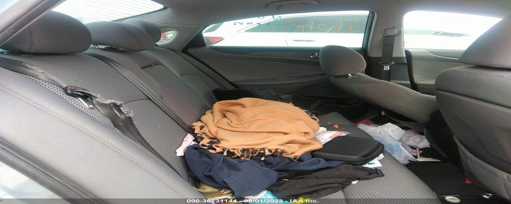 5NPEB4AC2BH276010 2011 HYUNDAI SONATA photo no. 8