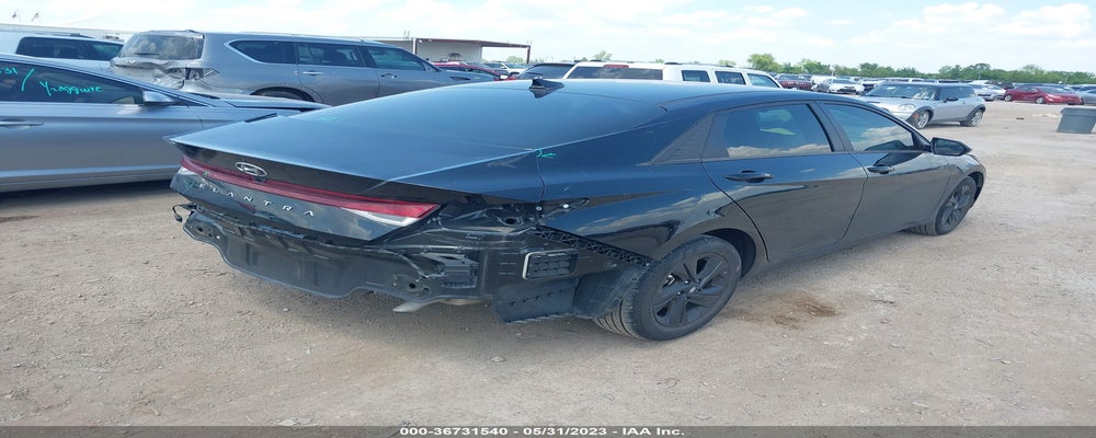 5NPLM4AG1MH051133 2021 HYUNDAI ELANTRA photo no. 4
