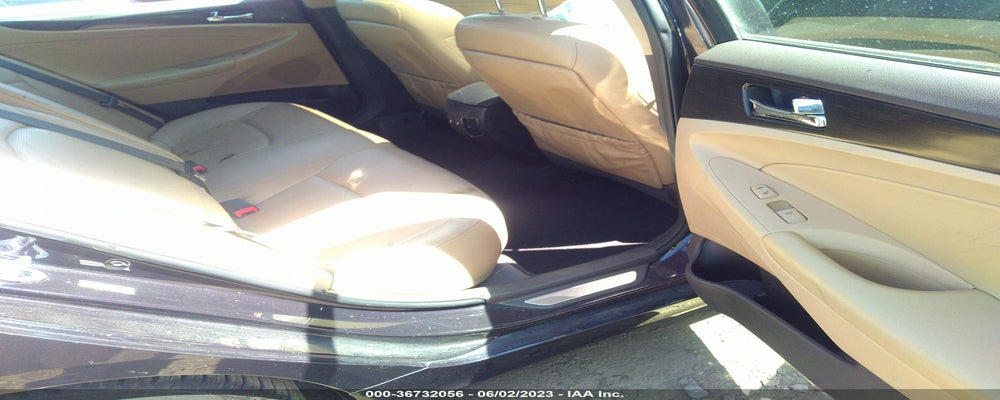 5NPEC4AC6BH064451 2011 HYUNDAI SONATA photo no. 8