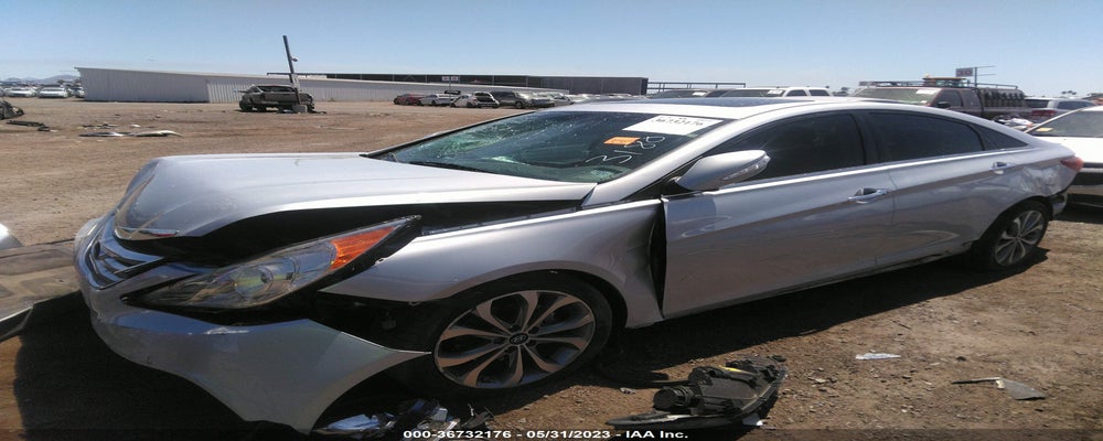5NPEC4AC3EH827319 2014 HYUNDAI SONATA photo no. 2