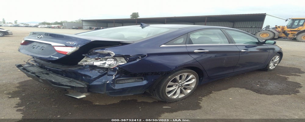 5NPEC4AB0BH229529 2011 HYUNDAI SONATA photo no. 4