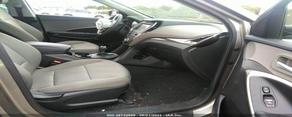 5NMZU3LB8JH056781 2018 HYUNDAI SANTA FE SPORT photo no. 5