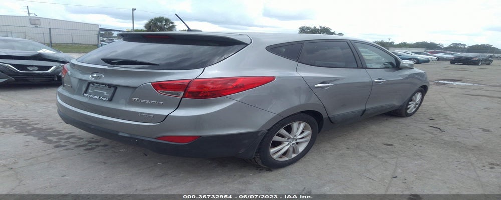 KM8JU3AC7BU214221 2011 HYUNDAI TUCSON photo no. 4