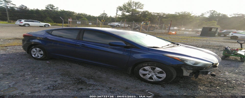 5NPDH4AEXGH755617 2016 HYUNDAI ELANTRA photo no. 3