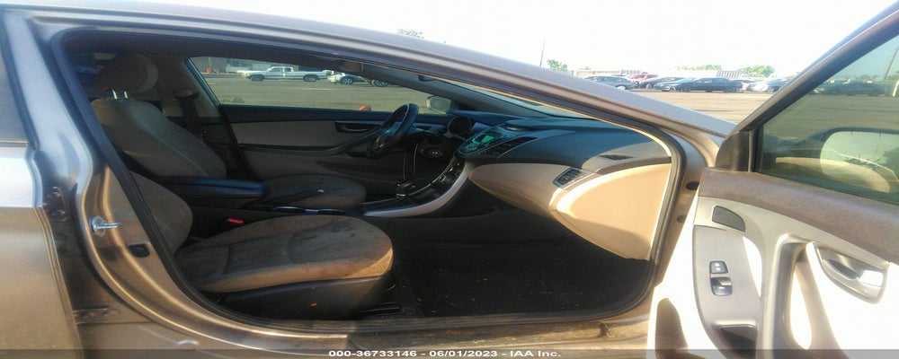 5NPDH4AE1GH709156 2016 HYUNDAI ELANTRA photo no. 5