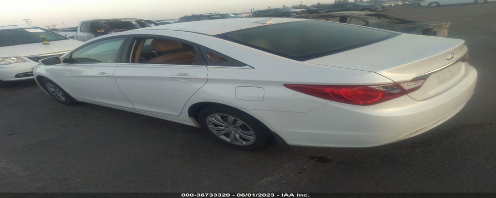 5NPEB4AC9BH168192 2011 HYUNDAI SONATA photo no. 3