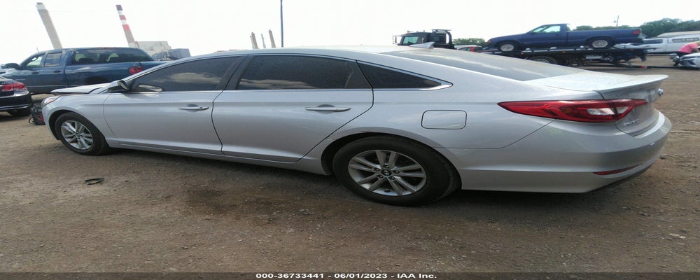 5NPE24AFXFH010721 2015 HYUNDAI SONATA photo no. 3