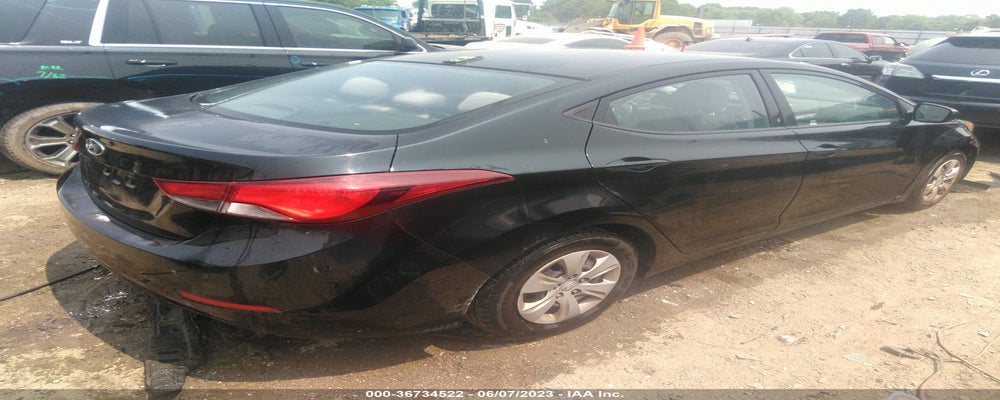 5NPDH4AE1GH759202 2016 HYUNDAI ELANTRA photo no. 4