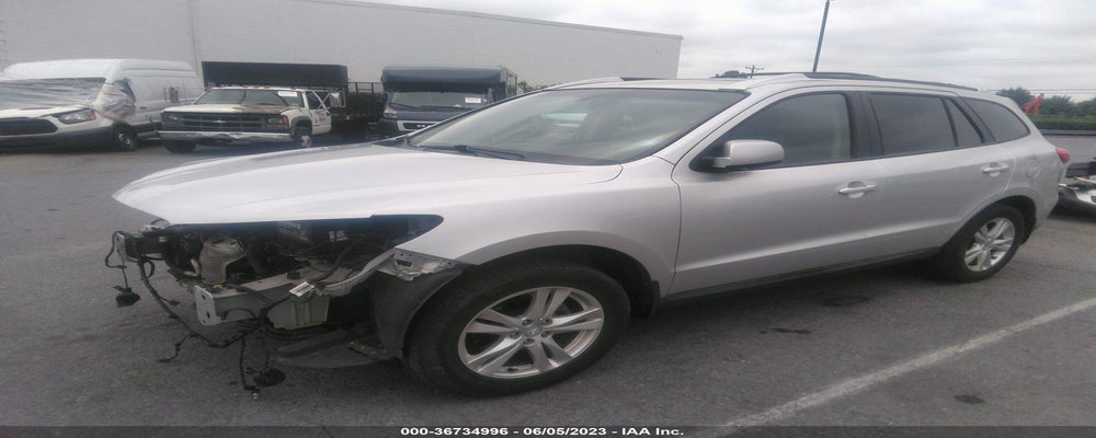 5XYZHDAG1BG057131 2011 HYUNDAI SANTA FE photo no. 2